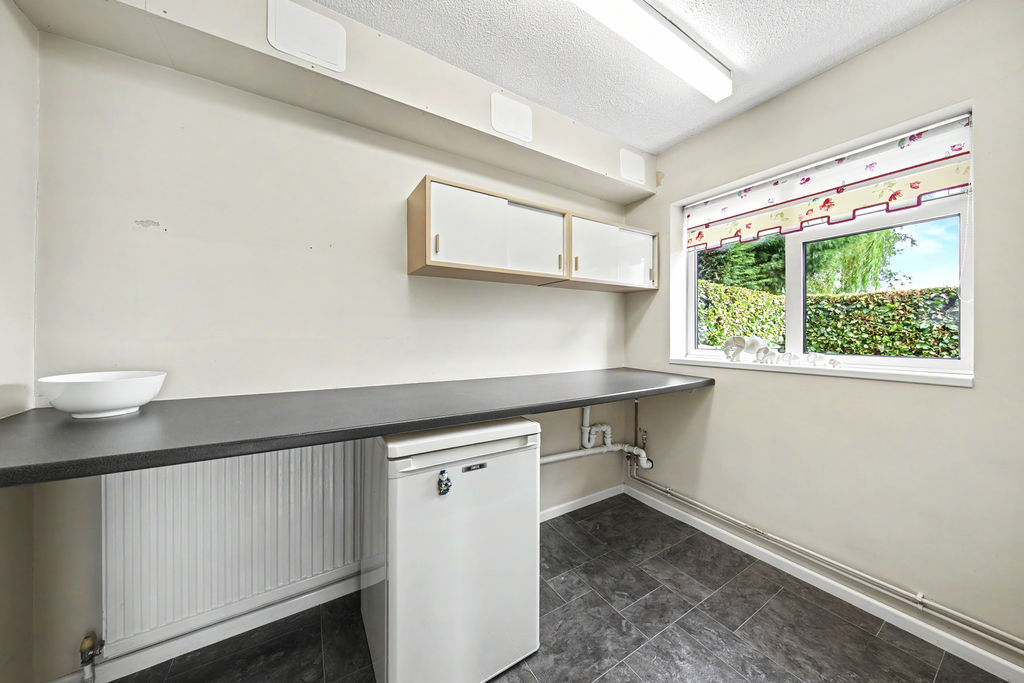 Thornbridge Crescent